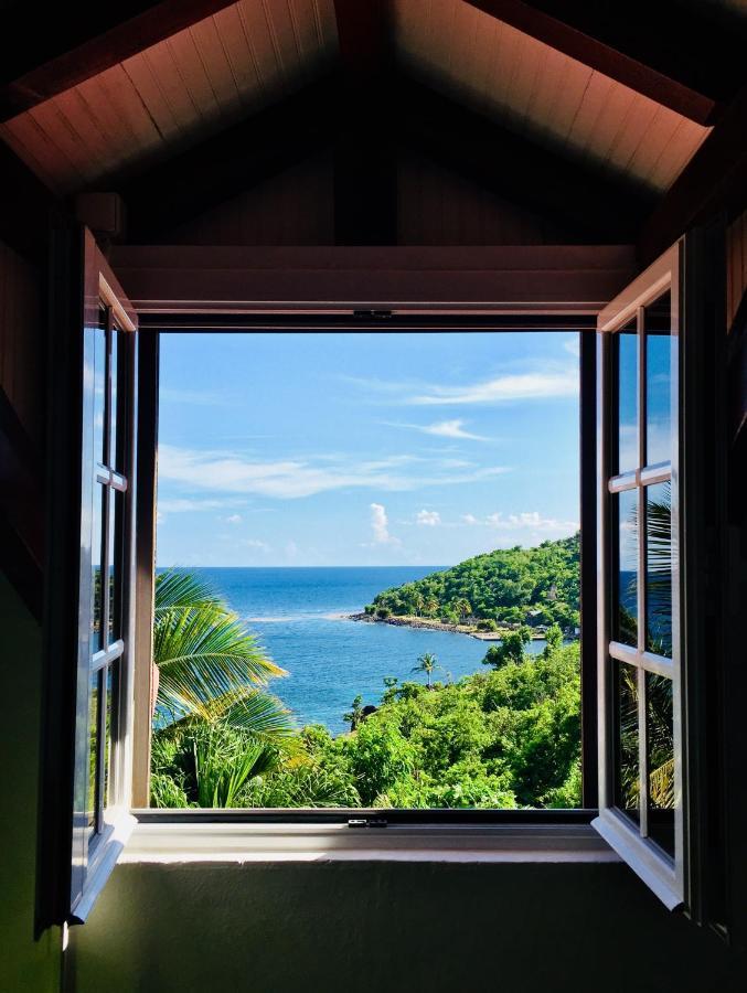 Bed and Breakfast Soleil La Terre-de-Bas Экстерьер фото
